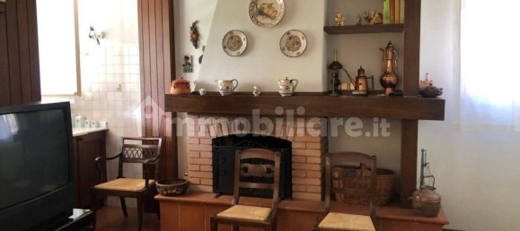 3 bedrooms Villa in Mirandola, Italy No. 224665 6
