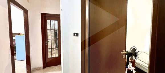 3 rooms Apartment in Rome, Italy No. 28422 29