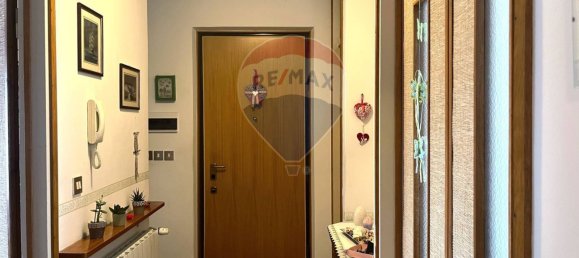 Apartamento de 5 habitaciónes en Udine, Italy No. 292338 15