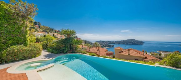 5 bedrooms Villa in Villefranche-sur-Mer, France No. 1815 2