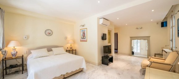 5 bedrooms Villa in Villefranche-sur-Mer, France No. 1815 15