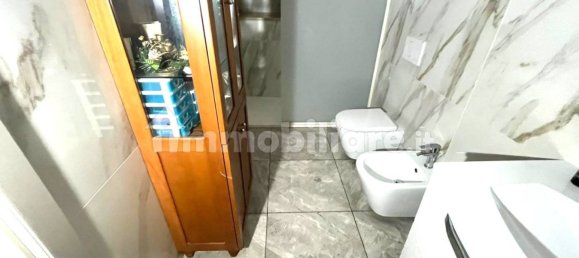 Apartamento T3 em Bari, Italy N.º 335649 39