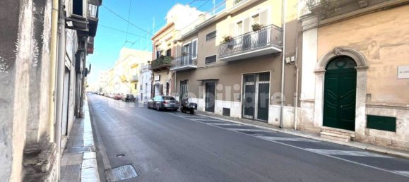 Apartamento T3 em Bari, Italy N.º 335649 43