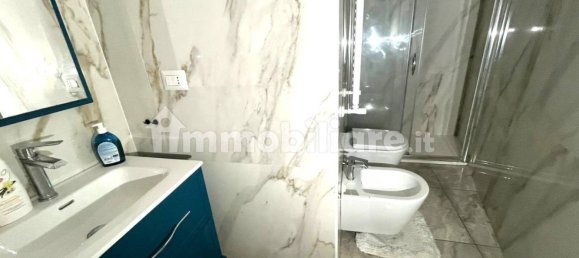 Apartamento T3 em Bari, Italy N.º 335649 26