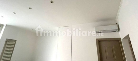 Apartamento T3 em Bari, Italy N.º 335649 12