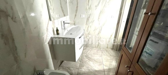 Apartamento T3 em Bari, Italy N.º 335649 38