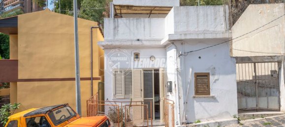 3 غرف نوم منزل ذو طابقين في Messina, Italy رقم 316618 2