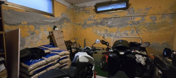 5 rooms Apartment in San Giovanni Valdarno, Italy No. 153398 26