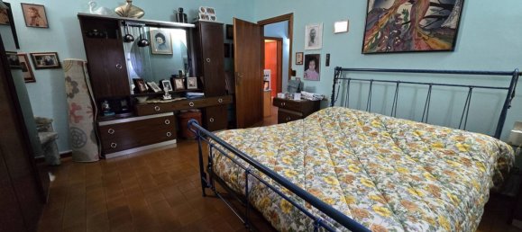 5 rooms Apartment in San Giovanni Valdarno, Italy No. 153398 10
