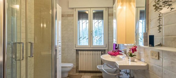 12 rooms House in Padua, Italy No. 36864 17