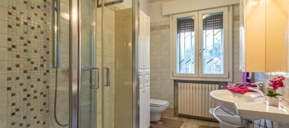 12 rooms House in Padua, Italy No. 36864 18