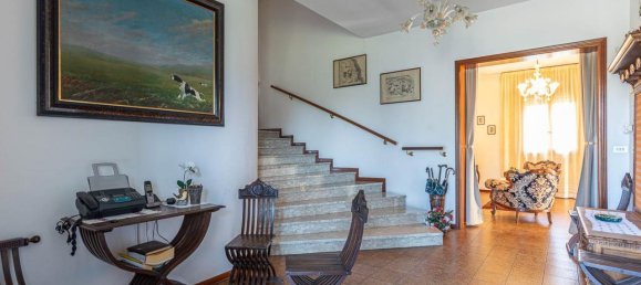 12 rooms House in Padua, Italy No. 36864 2