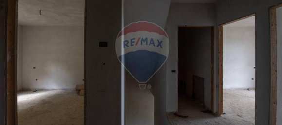 7 rooms Apartment in Castelleone di Suasa, Italy No. 2267 13