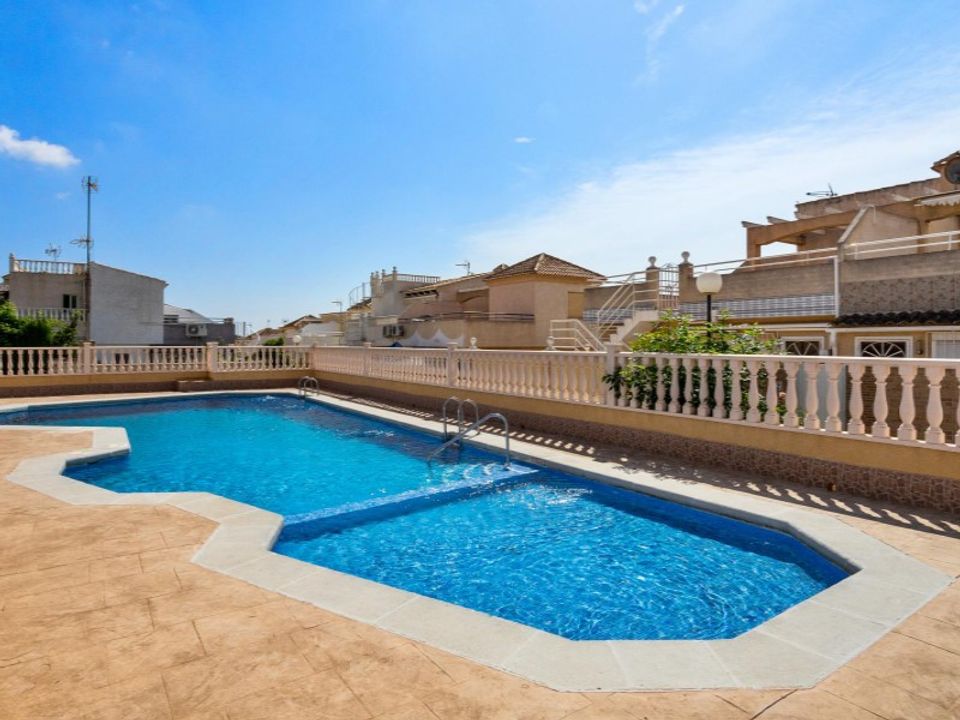 2 bedrooms Townhouse in Torrevieja, Spain No. 195787