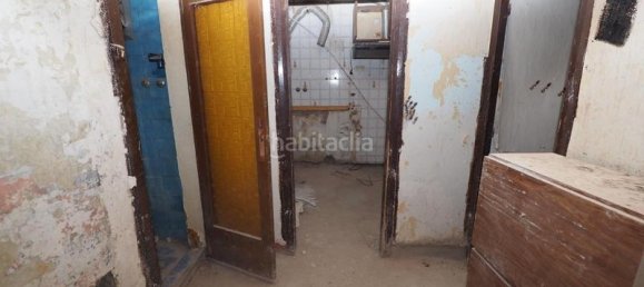 2 bedrooms Apartment in Ciutat Vella, Spain No. 135956 9