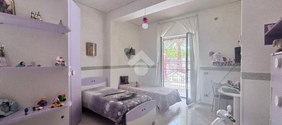 2 bedrooms Apartment in Casandrino, Italy No. 273362 3