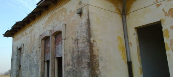 Villa de 7 habitaciónes en Soliera, Italy No. 83088 3