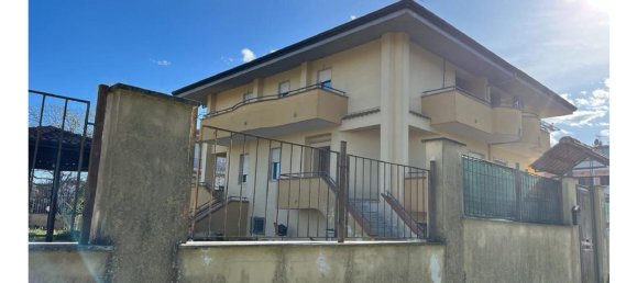 7-salle Appartement à Benevento, Italy No. 127158 3