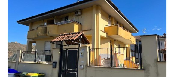 7-salle Appartement à Benevento, Italy No. 127158 2
