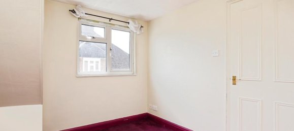 3 bedrooms House in Horsham, United Kingdom No. 10511 17