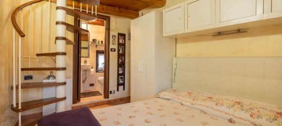 Дом с 3 комнатами в Пероза Арджентина, Италия № 187987 15