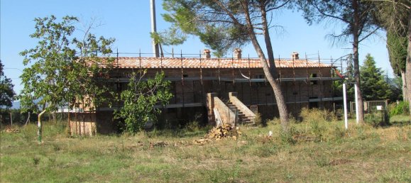 10-salle Maison à Castiglione del Lago, Italy No. 136973 11