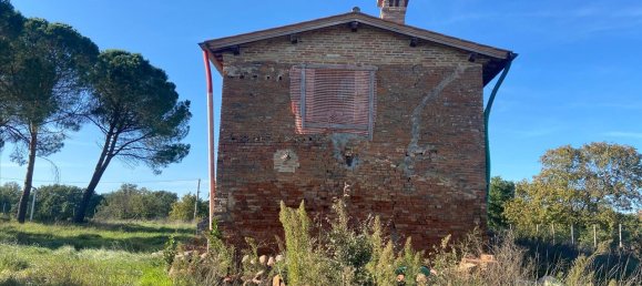 10-salle Maison à Castiglione del Lago, Italy No. 136973 9