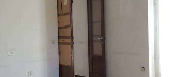 3 rooms House in Varese, Italy No. 179222 18