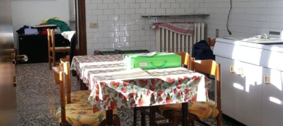 3 rooms House in Varese, Italy No. 179222 11