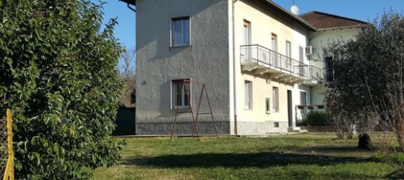 3 rooms House in Varese, Italy No. 179222 5