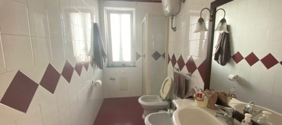 Villa de 5 divisões em Giugliano in Campania, Italy N.º 128997 15