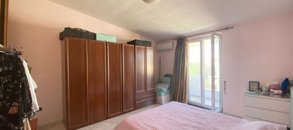 Villa de 5 divisões em Giugliano in Campania, Italy N.º 128997 19