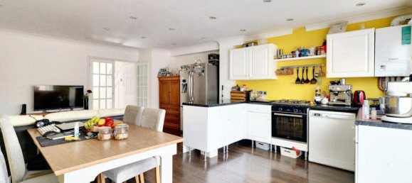 4 bedrooms House in Hayes, United Kingdom No. 5053 5