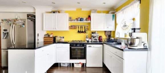 4 bedrooms House in Hayes, United Kingdom No. 5053 4