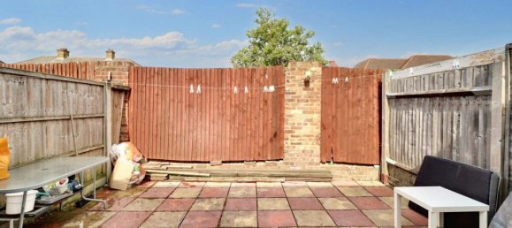 4 bedrooms House in Hayes, United Kingdom No. 5053 11