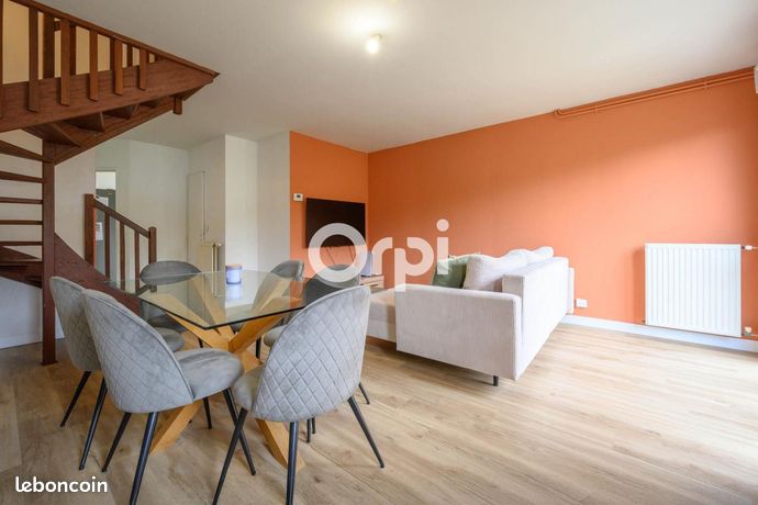 Дом с 2 спальнями в Куррьер, Франция № 314601