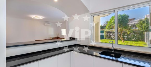 Таунхаус с 3 спальнями в Албуфейра, Португалия № 115590 11