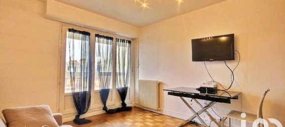 Studio à Paris, France No. 286121 5