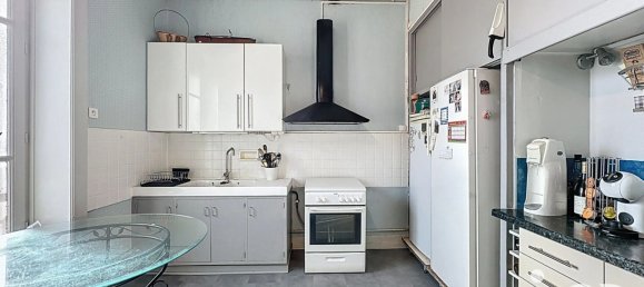 4 bedrooms Apartment in Lyon, France No. 329056 15