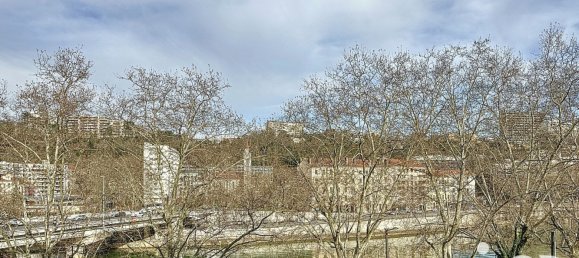 4 bedrooms Apartment in Lyon, France No. 329056 9