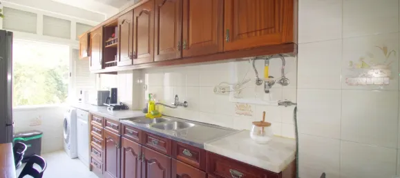 3 bedrooms Apartment in Amadora, Portugal No. 252614 17