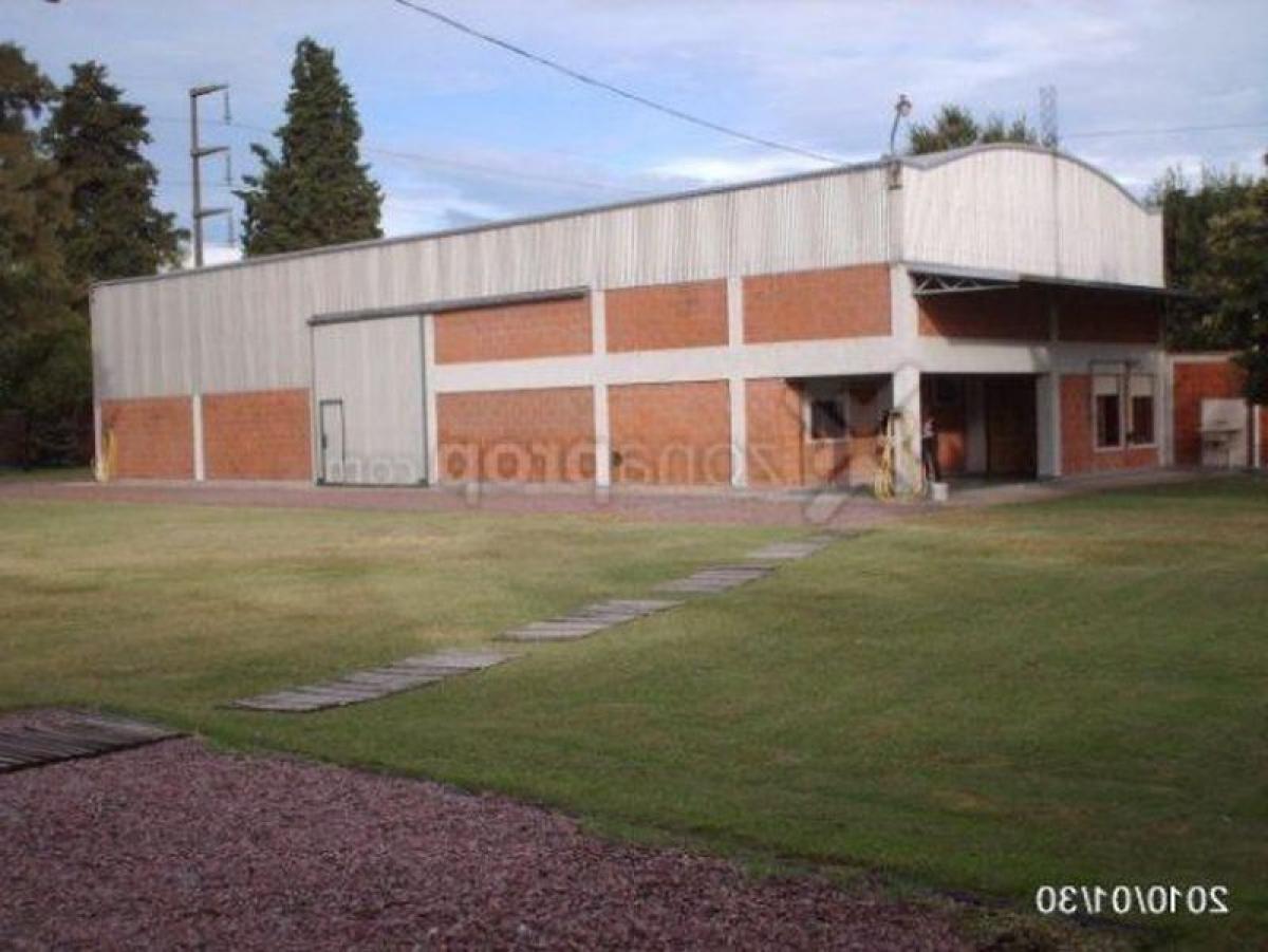 850m² Commercial property in Ituzaingo, Argentina No. 28016