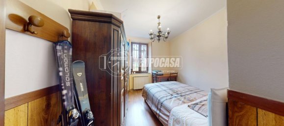 2-salle Appartement à Olgiate Comasco, Italy No. 35077 22