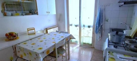 Apartamento de 5 divisões em Fossombrone, Italy N.º 37343 6