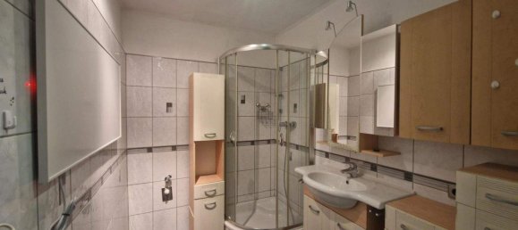 Квартира с 3 комнатами в Гросвайкерсдорф, Австрия № 246671 9