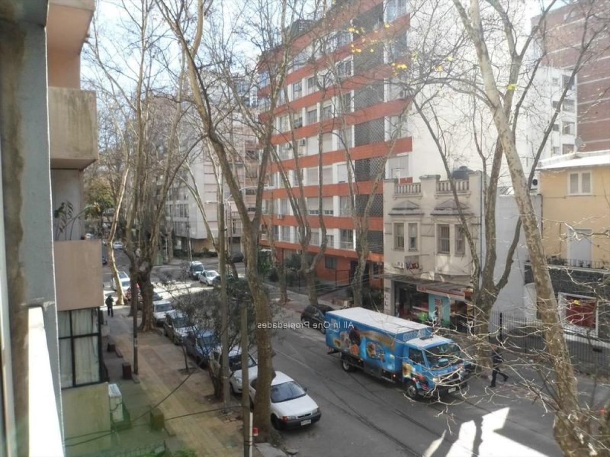 3 bedrooms Apartment in Montevideo, Uruguay No. 5021
