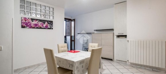 2 rooms Apartment in Castello di Brianza, Italy No. 131676 6