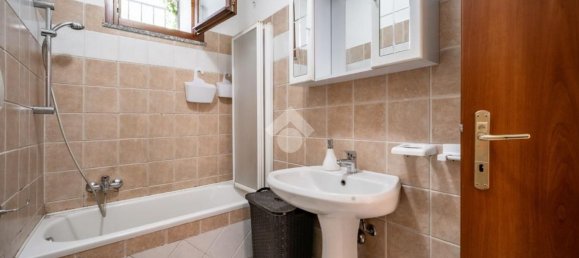 2 rooms Apartment in Castello di Brianza, Italy No. 131676 15