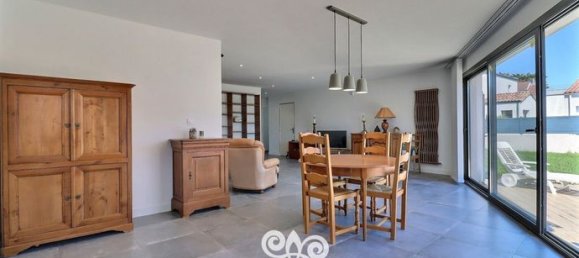 3 Schlafzimmer Haus in Loire-Atlantique, France, Nr. 287218 4