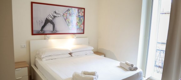 Apartamento de 4 dormitorios en Naples, Italy No. 327459 21